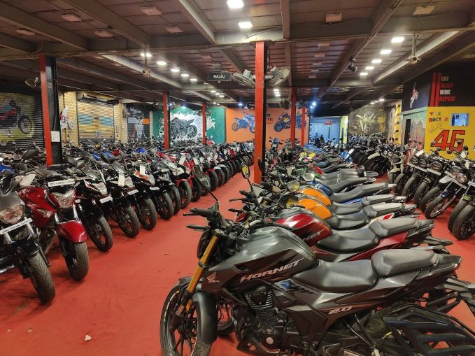 Used bike showroom in Mira Bhayander